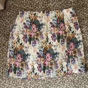 Floral Patterned Women's Skirt